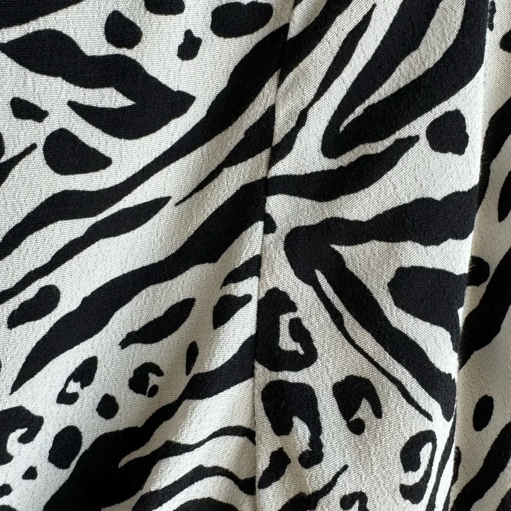 ZARA Zebra Print White Black Mini Dress Size Small - Picture 5 of 7